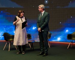 oslava v Planetariu
